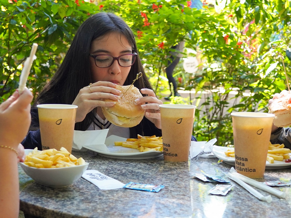 Nada melhor do que um delicioso lanche após uma incrível visita educacional